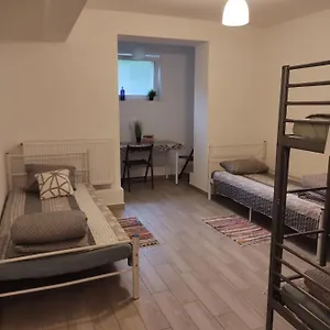 https://kawalerka-3-tyko-jedna-sypialnia-pokoje-4-ka.krakowhotelspoland.com